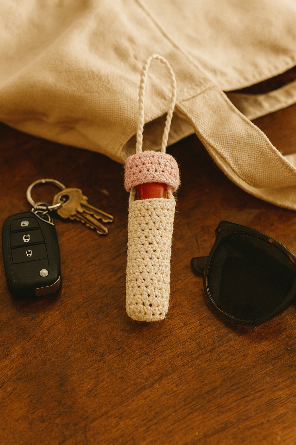 Lip balm holder – soft pink & ivory, - Image 3
