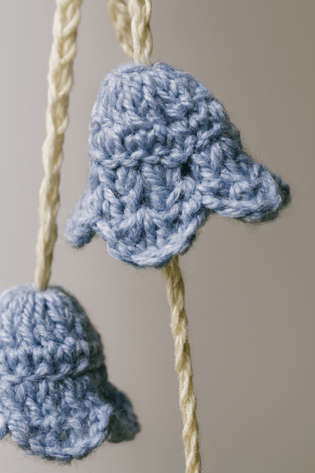 Crochet Bloom Tassel Charm – Handmade Everyday Accessory - Image 4